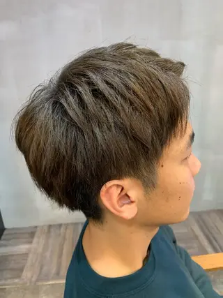 カラー メンズ 河田 寧生のヘアスタイル