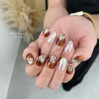 ネイル ネイルサロン Meluríのネイルデザイン