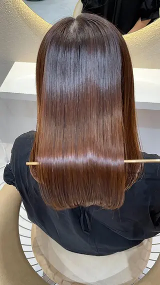 セミロング 縮毛矯正✨🫧 レイヤー川村利幸のヘアスタイル