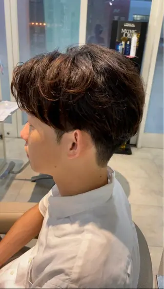 マツエク・マツパ 本田 卓也のヘアスタイル