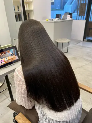 ロング パーマ ハイトーンカラー が絶対可愛い✨泰聖✨のヘアスタイル