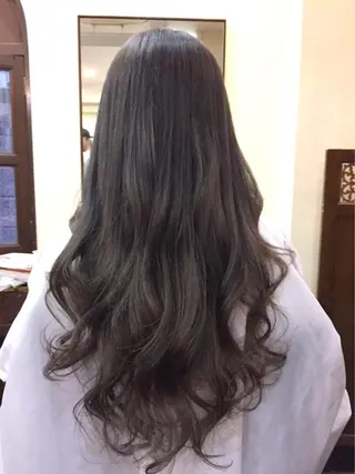 ロング カラー 色落ちまでキレイに! !女性サロンのヘアスタイル