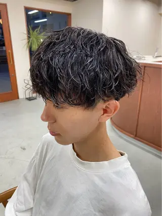 パーマ メンズ TAKUYA【波巻き ツイスパ募集中】のヘアスタイル