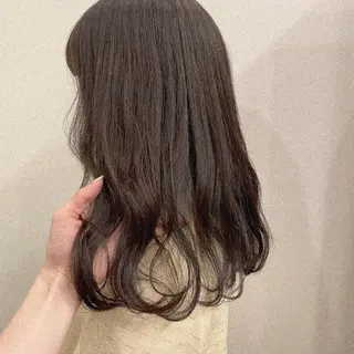 カラー 依咲 isakiのヘアスタイル