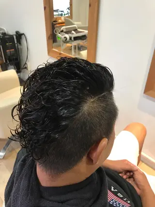 パーマ メンズ 豊中駅3分eha レッスンモデルのヘアスタイル