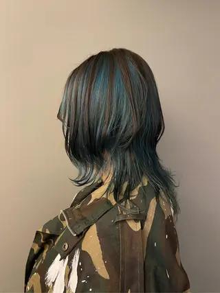 ミディアム ムナカタ アカリのヘアスタイル