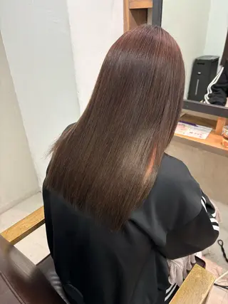 セミロング 室谷 ゆりあのヘアスタイル