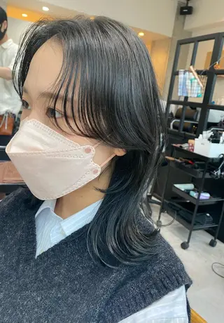 ミディアム カラー 似合う髪型見つけます AYAKAのヘアスタイル