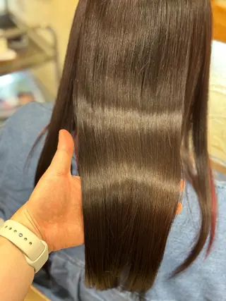 ロング 冨士 美織のヘアスタイル