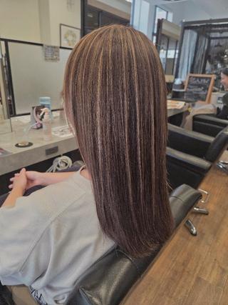 セミロング カラー 関口 友菜のヘアスタイル
