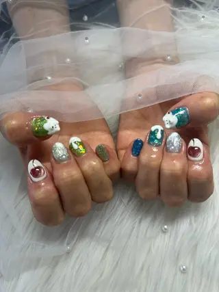 ネイル AOAQUA SHIORIのネイルデザイン