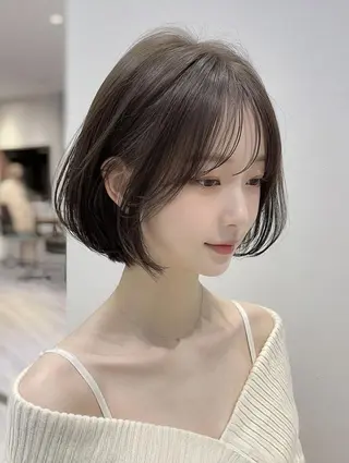 ミディアム FOCUS JAPAN4のヘアスタイル