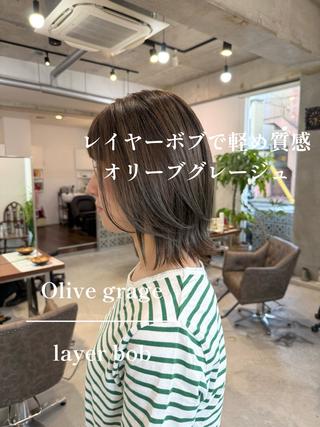 ミディアム カラー カイリ /レイヤーカットのヘアスタイル