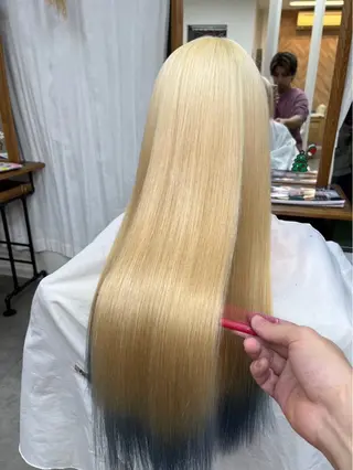 ロング ブリーチカラー HAZUKI🦖のヘアスタイル