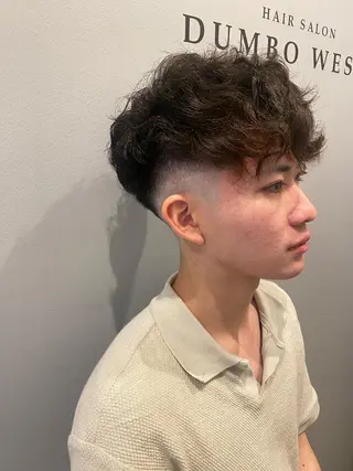 パーマ メンズ 似合う髪型見つけます AYAKAのヘアスタイル