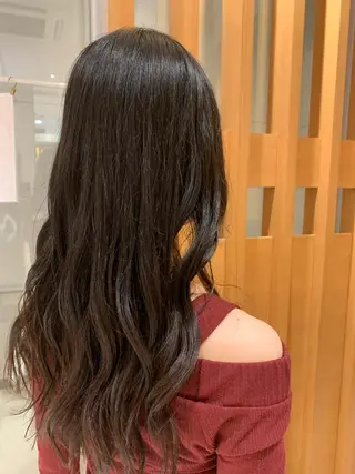 ロング ARMONY秋山輝也 コテ巻き風パーマ特化のヘアスタイル
