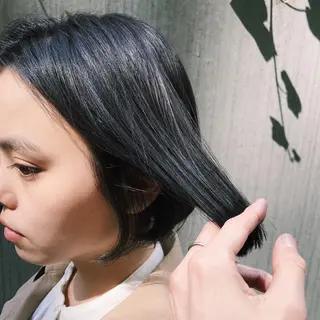 ショート カラー パーマ ヘアアレンジ 松田 亮葉のヘアスタイル