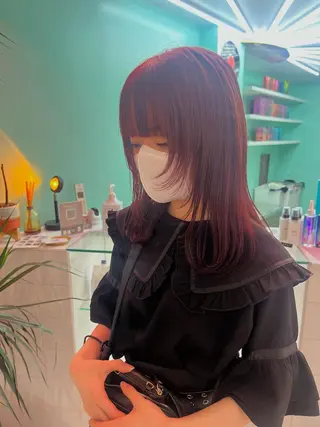 カラー 💥ウルフカット デザインあんな💥のヘアスタイル