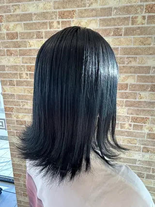 カラー 有村 実佑のヘアスタイル