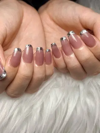 ロング エム ⭐︎のネイルデザイン