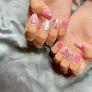 ミディアム カラー パーマ ヘアアレンジ メンズ キッズ ネイル マツエク・マツパ アイブロウ el. by Aoのネイルデザイン