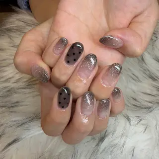 ネイル ラサンセリテ YURIKAのネイルデザイン