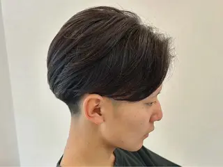 ショート センターパート 韓国ヘア・綾也のヘアスタイル