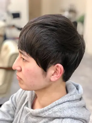 メンズ H by Real meのヘアスタイル
