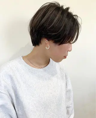 ショート 柔らかな縮毛矯正 透明感カラー💫のヘアスタイル