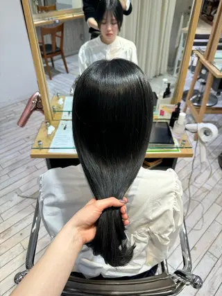 カラー 伊藤 歩のヘアスタイル