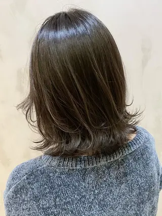 ミディアム カラー ヘアアレンジ ネイル マツエク・マツパ 夜23時まで予約🉑 reverieあきらのヘアスタイル