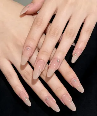 ネイル Dione Nail きよみのネイルデザイン