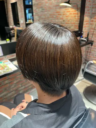 ショート カラー rin 🖤〈大宮〉のヘアスタイル
