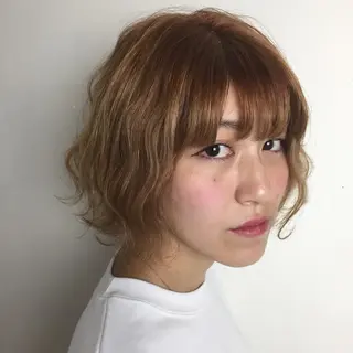 ショート カラー パーマ ヘアアレンジ 川上 智汐のヘアスタイル