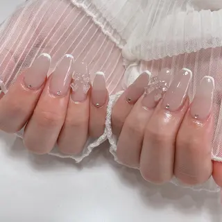 ネイル 福岡⭐︎春吉 tiara nailのネイルデザイン