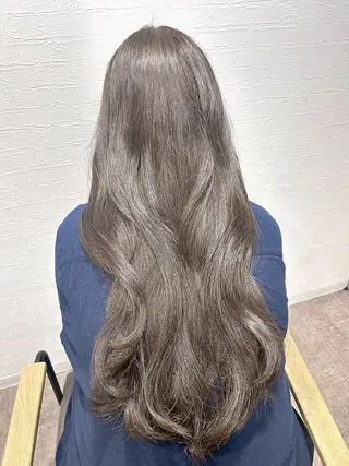 ロング カラー karen 髪質改善のヘアスタイル