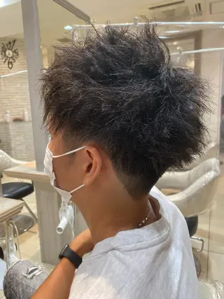 パーマ メンズ 似合う髪型見つけます AYAKAのヘアスタイル