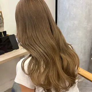 ロング カラー otoha✳︎ くすみ艶カラーのヘアスタイル