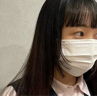 ロング yumemiレイヤー ‎✴︎ 透明感カラーのヘアスタイル