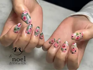 ネイル もも 🍑のネイルデザイン