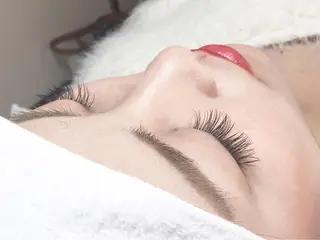 ミディアム カラー パーマ ヘアアレンジ メンズ キッズ ネイル マツエク・マツパ brille ~eyelash~のヘアスタイル