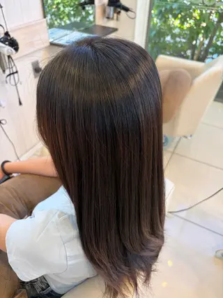 カラー 小村 紗依のヘアスタイル