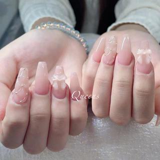 ネイル Queens テイのネイルデザイン