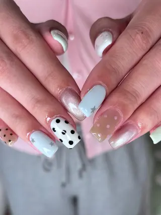 ネイル moi nail ˙⋆.˚のネイルデザイン