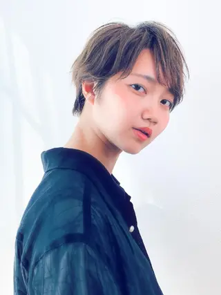 ショート カラー 松浦 正春のヘアスタイル