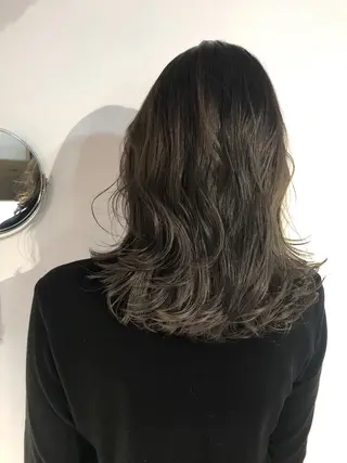 ミディアム カラー 🍊新宿南口🍊 ERINAのヘアスタイル