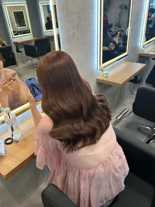 セミロング カラー ヘアアレンジ ブリーチなしの達人 🌈KAITOのヘアスタイル
