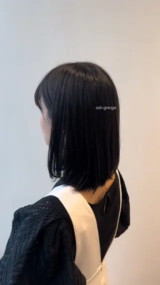ミディアム カラー 成清 歩生のヘアスタイル