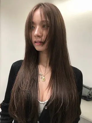 ロング hina KEEDAのヘアスタイル