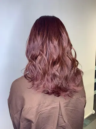 ミディアム レイヤー/艶髪カラー 森本くるみのヘアスタイル